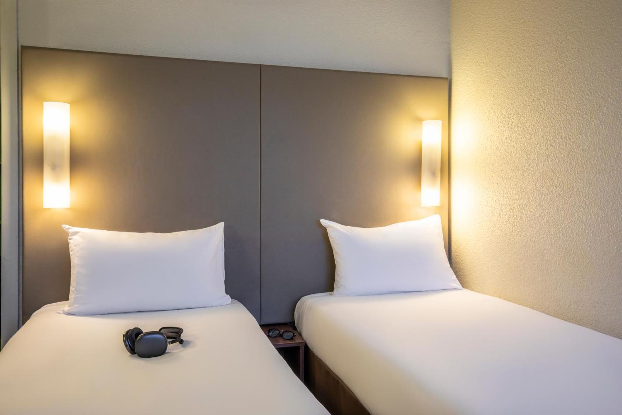 Campanile Auxerre - Moneteau Hotell Eksteriør bilde