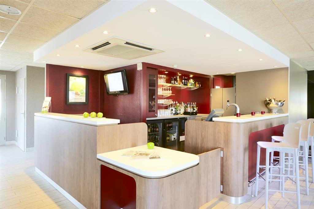 Campanile Auxerre - Moneteau Hotell Eksteriør bilde